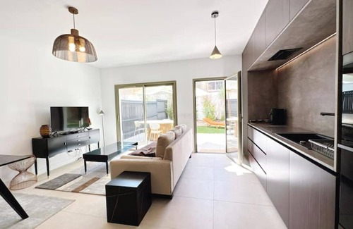 Bonneveine Apartment | Haut de Gamme, Design Soigné et Parking Gratuit