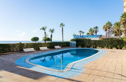 Santa Susanna Apartment | Hauzify I Apartament Llevant