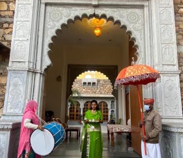 Mangalwad House | Haveli Gokul Niwas