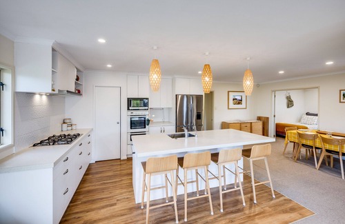 Havelock North House | Havelock Heights - Havelock North Holiday Home
