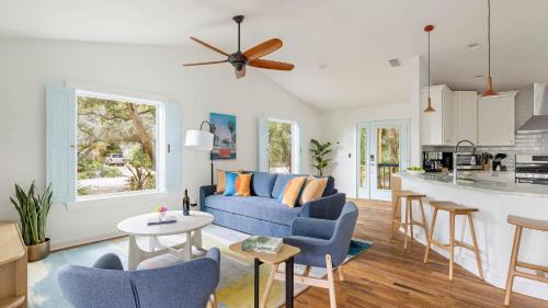 Vilano Beach House | Haven Grove Beach Bungalow w Hot Tub Game Room Blocks from the Water