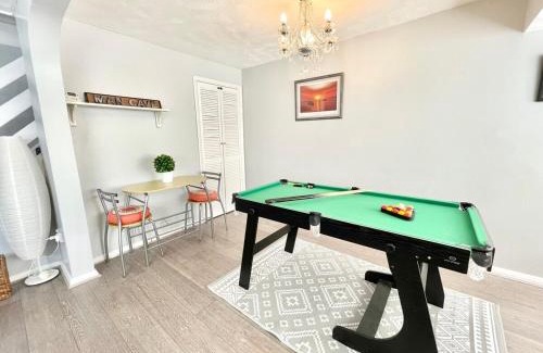 Ashford House | Haven lovely home just off M20 in great area & parking