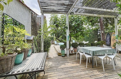 Cauderan House | Haven of peace in Bordeaux - Ideal for families or couples - swimming pool, calm & comfort!