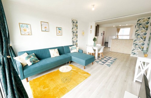 Paroisse Saints-Pierre-et-Paul-Apotres Apartment | Haven of peace near beach Havre Etretat Honfleur Deauville available 24/24