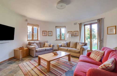 Abbess Roding Cottage | Hawkridge Oast
