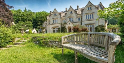 Stroud Hotel | Hawkwood