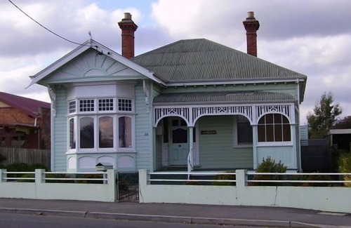 Invermay House | Hawthorn House Launceston