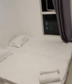 Seri Kembangan House | He and Me Homestay