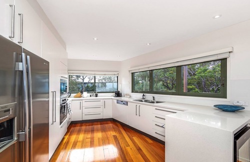 Killcare Heights House | Headlands at Killcare by HolidayCo.
