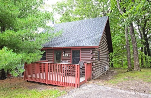 Wisconsin Dells Cabin | Headline