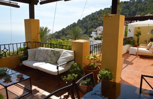 La Herradura House | “HEALTHY CAMPOMAR”/BEACH, SEA, NATURAL RESSORT, NICE VIEWS AND. MUCH MORE !