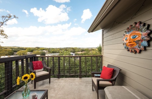 Barton Hills Condo | Heart House: View, king bed; .33 mi to Barton Springs/Zilker Park, @2 mi to DT!