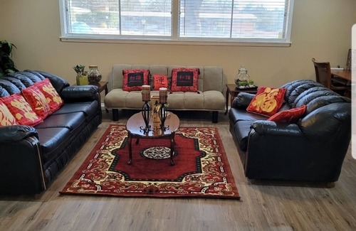 Oklahoma City House | Heart of Adventure District*Mins to Remington*USA Softball Complex*Zoo