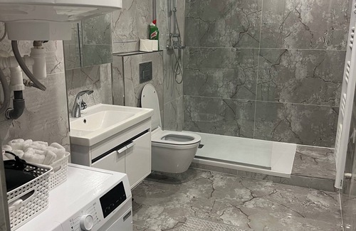 Albertville Apartment | Heart of Albertville