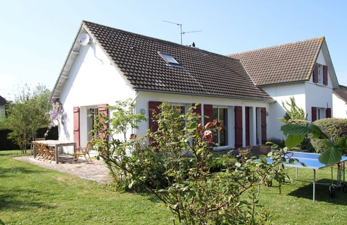 Courseulles-sur-Mer House | Heart of Courseulles/mer - Large family house, charm and garden - 10 pers.