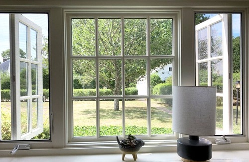 Falmouth Condo | Heart of downtown, walk to harbor, Martha’s Vineyard ferry, bikeway and beach!