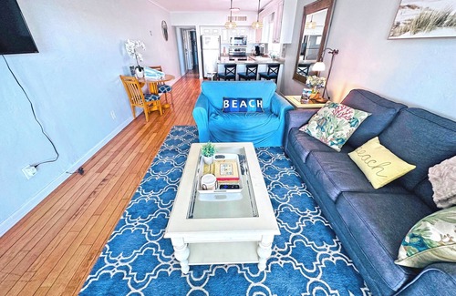 Independence Square Apartment | Heart of Indian Rocks Beach on the Sand Balcony Sunset Views