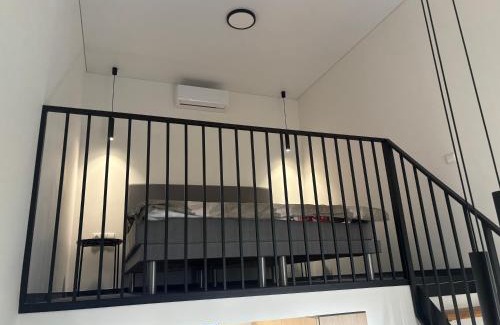 Liberty Avenue Apartment | Heart of Kaunas - Cozy Loft with Wi-Fi