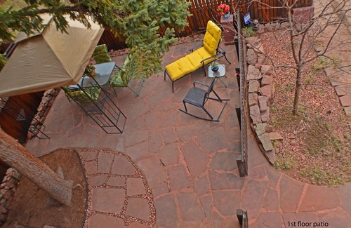 Manitou Springs Historic District Apartment | Heart of Manitou Springs. Award-winning. Luxurious. Rent all three apartments.