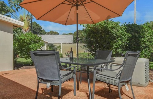 North Palm Beach House | Heart of NPB: Your Perfect Home Away from Home!
