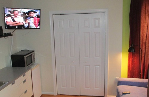 Columbia Heights Apartment | Heart of the City - HalfBlock to METRO - Columbia Heights.