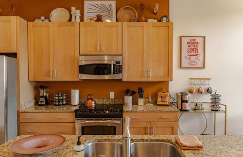 East Market District Apartment | Heart of Vibrant Lou District | Groovy NuLu Condo!