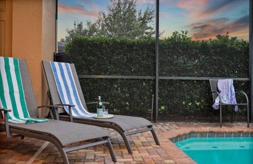 Four Corners House | Heated Pool Game Room 9MI Disney FREE Resort