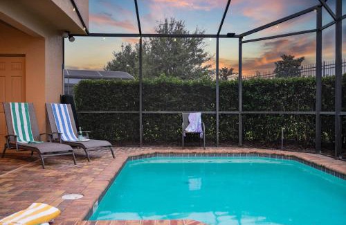 Four Corners House | Heated Pool Game Room 9MI Disney FREE Resort