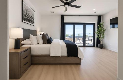 Lake Havasu City House | Heated Pool, Hot tub, Game room, King bed, BBQ with Lake Havasu views!