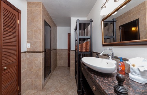 Rosendal Villa | Heated Pool, Large Patios & Space and Views!
