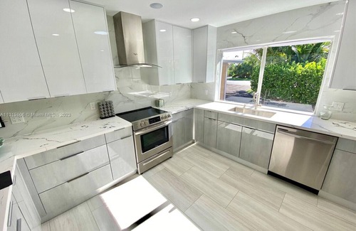Pompano Isles House | Heated Pool+Ping-Pong Table! Close To Beach!