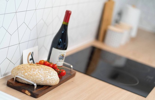 Perth Cottage | Heatherwood Cottage - Central Scone