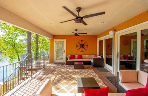Mid America House | Heatherwood · Heatherwood Lodge w/Hot Tub, Pvt Dock, Game Room.