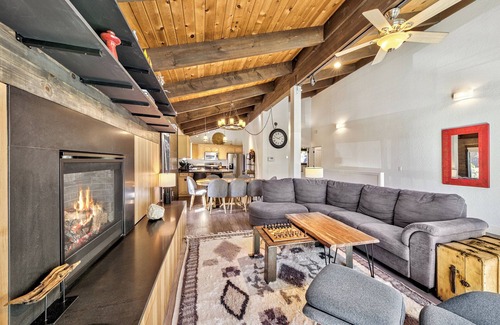 South Lake Tahoe Ski Chalet | Heavenly Horizon Chalet dog friendly