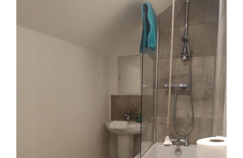 Goole Apartment | Heber Apartment, Apartment 6 (18 Heber Terrace)