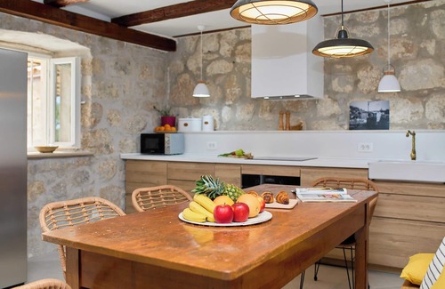 Brsecine Villa | Hedera Estate, Villa Hedera XVI