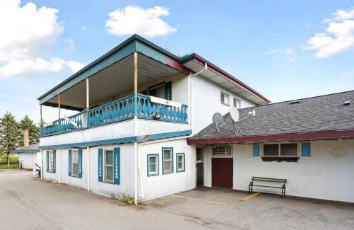 Bridgeport Hotel | Heidelberg Motel by Capital O Bridgeport Frankenmuth I 75