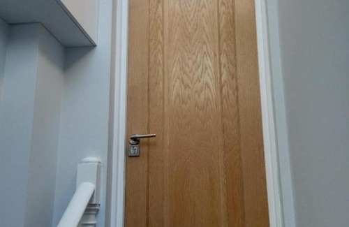 Reading Apartment | Helena Professional Studio Apartment