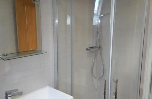 Reading Apartment | Helena Professional Studio Apartment