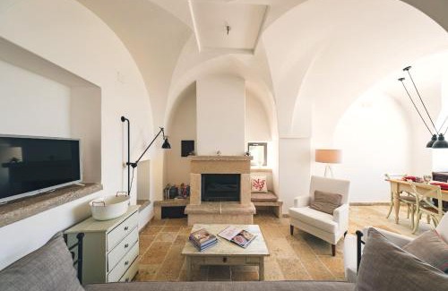 Cisternino Villa | HelloAPULIA - Masseria Minetta, Scenic Villa Escape - Pet friendly
