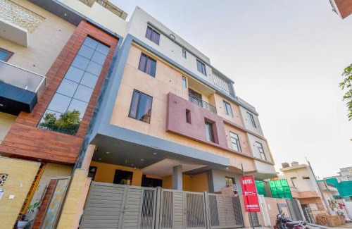 Jaipur District Hotel | Helo Hotels Vaishali Nagar