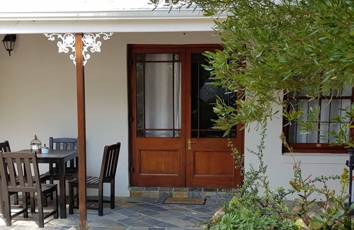 Hemel En Aarde House | Hemel & Aarde Village Accommodation