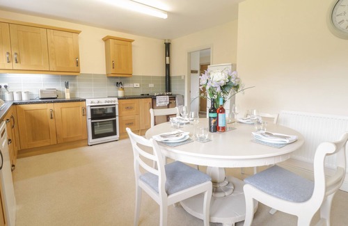 Pennant Melangell House | HENDRE, family friendly, character holiday cottage in Penybontfawr