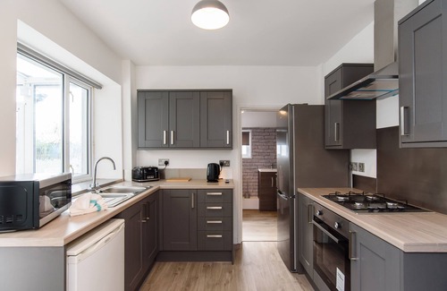Gelligaer House | Hengoed House