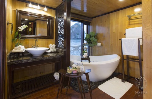 Ha Long Hotel | Hera Grand Luxury Cruises Halong