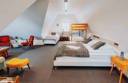 Laugarvatn Hotel | Heradsskolinn Historic Guesthouse