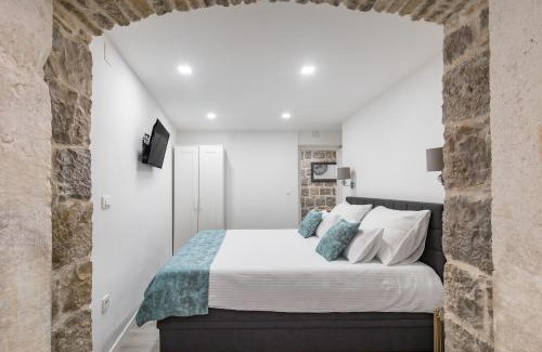 Kastel Sucurac Apartment | Heritage apartman Geza in centar with private parking
