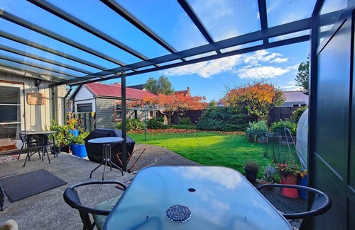 Invercargill House | Heritage & Heart by the Park