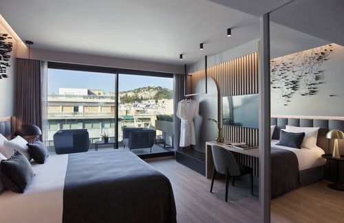 Athens Hotel | Heritage Hill