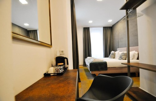 Old Town Hotel | Heritage Hotel Petrakija